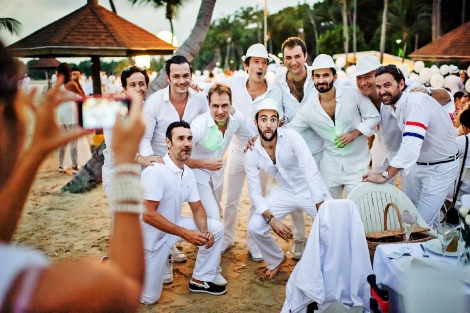 Dîner en Blanc Singapore Makes Its Grand Comeback