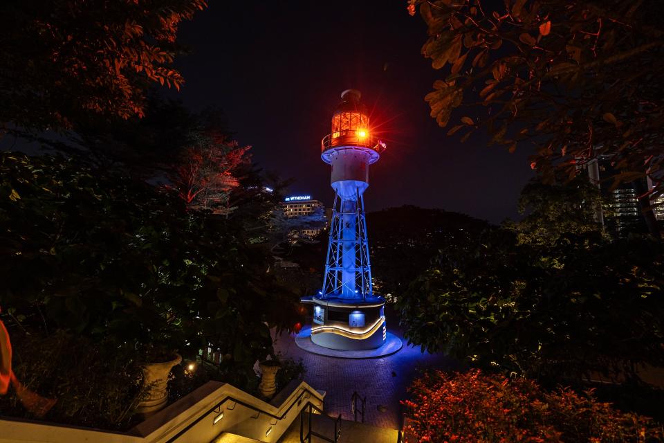 Installation view of lololol's Light Keeper (2025). Commissioned by Singapore Art Museum for Singapore Biennale 2025_ pure intention. Image courtesy of Singapore Art Museum