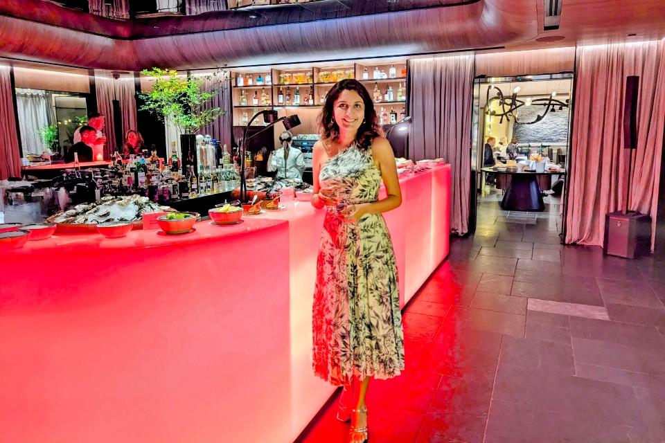 Expat Choice Reporter Harnoor Channi-Tiwary Indulges in the Artful Sunday Brunch at Le Pristine Grand Hyatt Singapore