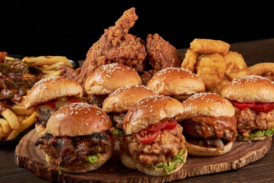 Cult Sliders 