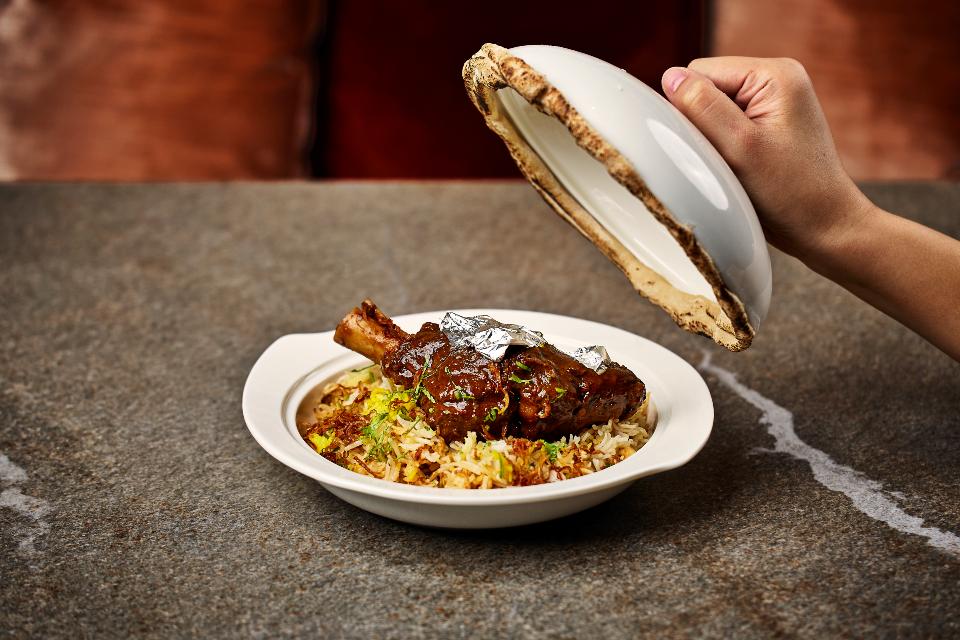 White Stripe Lamb Shank Biryani