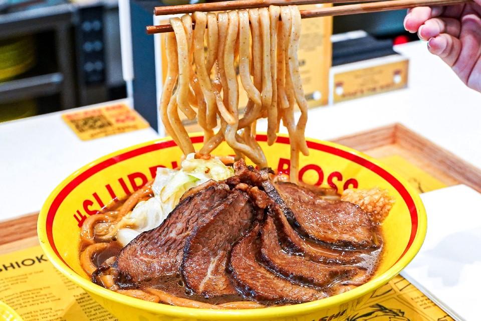 Indulge in Wagyu Ramen and F1 Thrills at MASHI NO MASHI Singapore