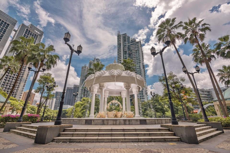 Grand Copthorne Waterfront Hotel Singapore Sets New Benchmark with Wedding Butler Service