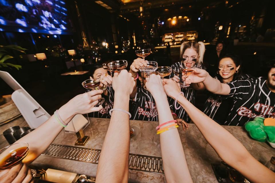 8 Cocktail Bars in Singapore Worth Discovering Right Now