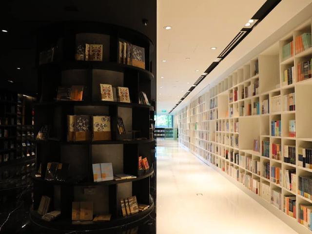 The Zall Bookstore