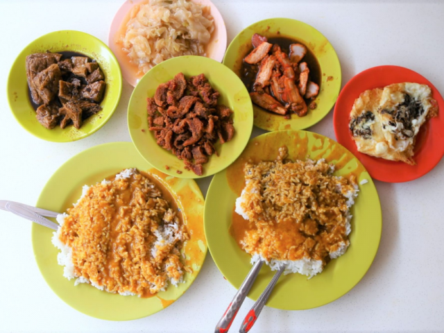 Beo Crescent Curry Rice