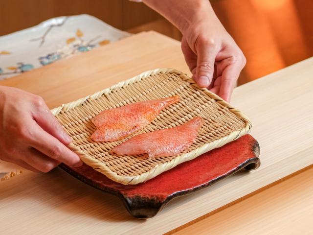 Sushi Kawasemi