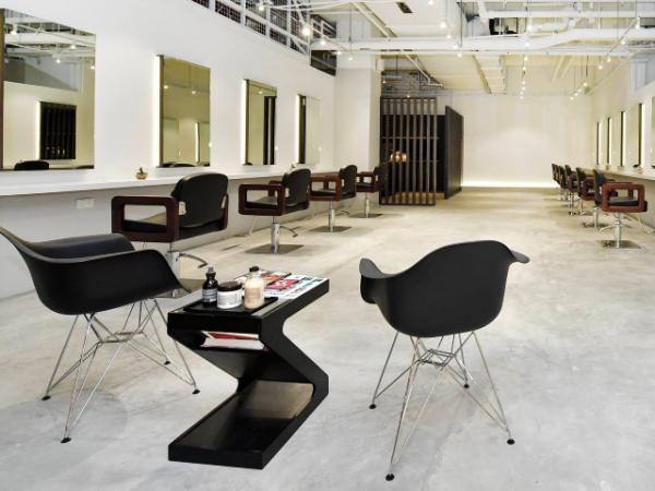 Yann Beyrie Salon