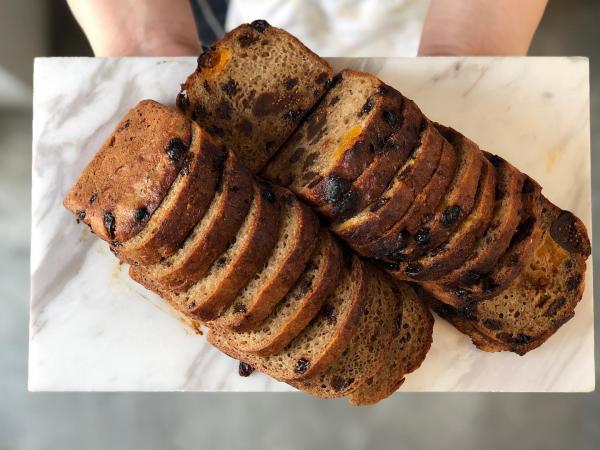 Tiann's  Bakery
