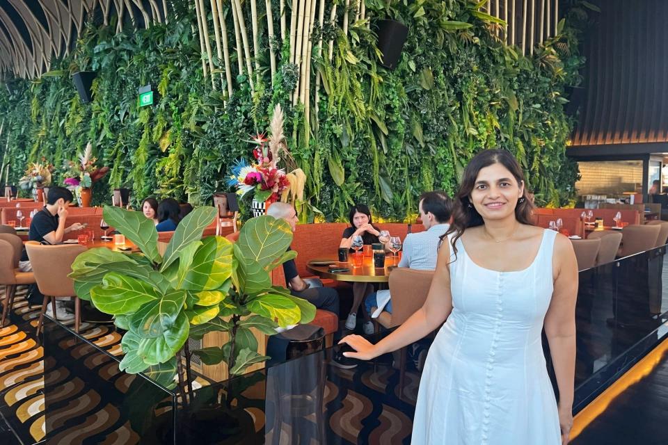 Expat Choice Reporter Tania dines at SUSHISAMBA Singapore