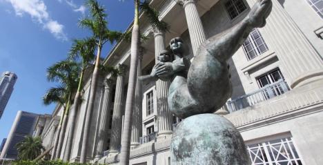 Mother and Child by Ng Eng Teng, now on display outside National Gallery Singapore.