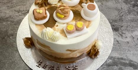 monice bakes