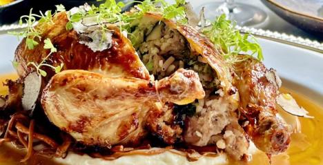 Celebrate Mum This Mother’s Day at Meadesmoore — the Modern Steakhouse in the Heart of Telok Ayer