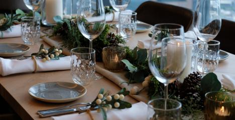 Festive Table Decor