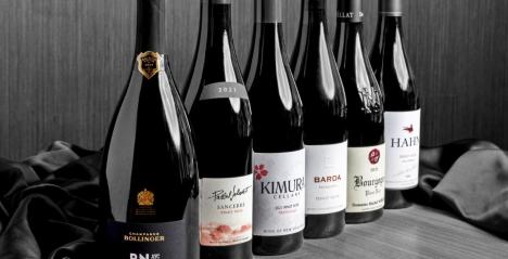 Indulge in a Gourmet Pinot Noir Experience at LeVeL33