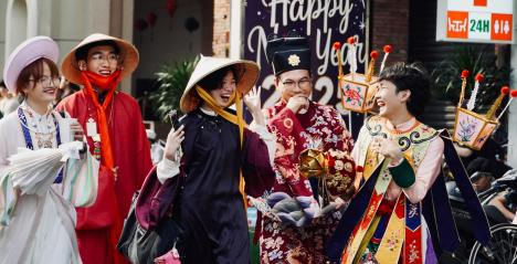 Vietnam Festivals a group of local Vietnamese in Traditional Dress