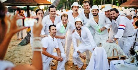 Dîner en Blanc Singapore Makes Its Grand Comeback