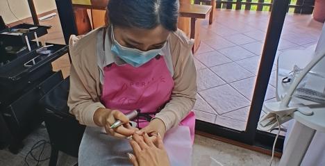 A First-Hand Review of Perky Lash Home Service Nails and Eyelashes
